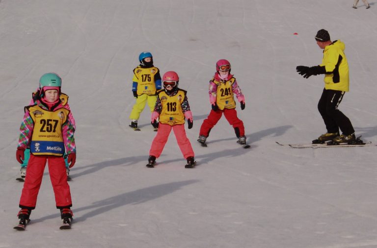 Vysoké nad Jizerou - lyžařská škola